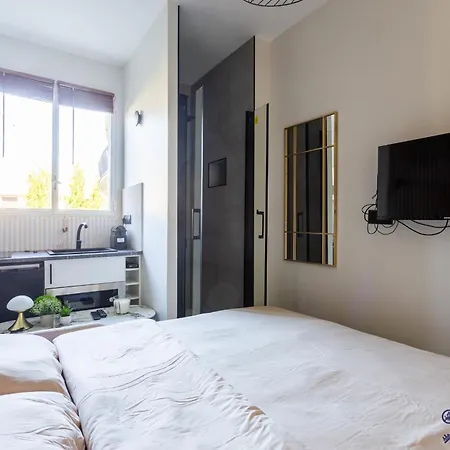 Tiny & Cosy Sseine Apartamento Neuilly-sur-Seine